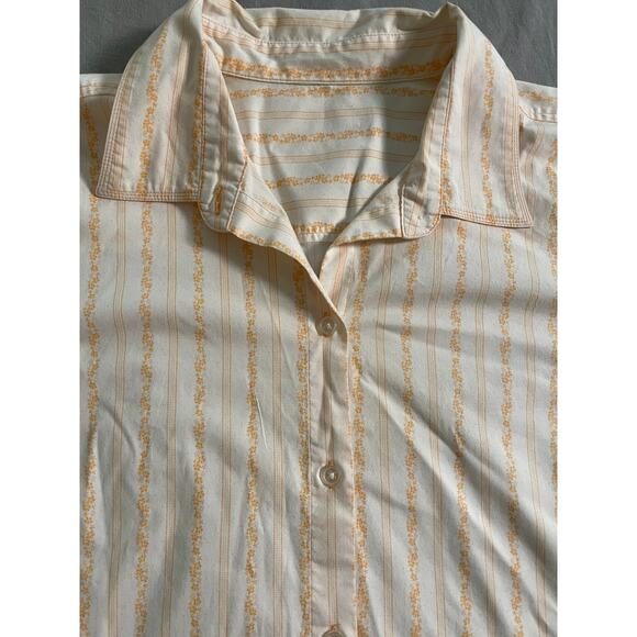 Vtg. 50s style cotton White and Orange Floral Button up - Picture 3 of 7
